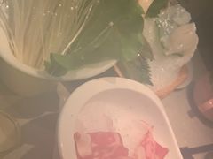 -海上明月海鲜火锅 鲜切牛肉
