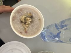 -麦当劳(上海虹桥站30B检票口楼上)
