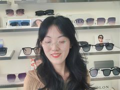 -潘多拉眼镜·蔡司依视路明月(潘家园店)