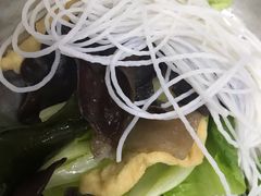 -苗伯妈酸汤火锅