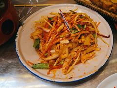 -小小集渔·泰式大排档(太古里香槟店)