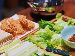 煎饼卷大葱-酒肉门孔府菜(曲阜游客中心店)