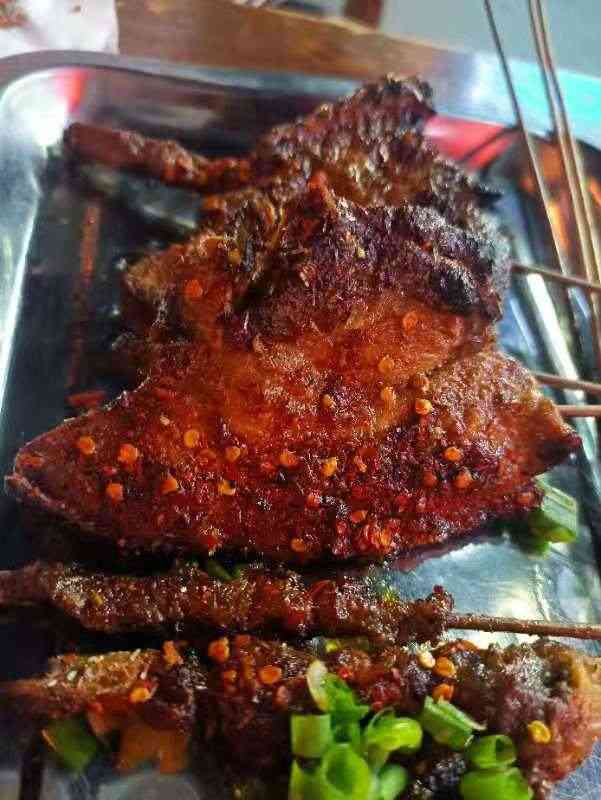 峨边惹惹烧烤(宝马街店)-"当地人的小烧烤,啤酒91脏腰小烧烤夜宵.