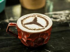 -河北盛世之星奔驰4S店(赵佗公园店)