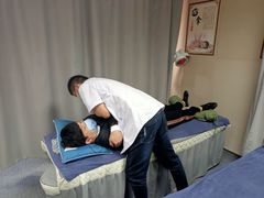 -脊正康推拿整脊馆