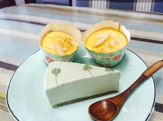 受小姐姐影响，喜欢上了甜点制作 虽然很多步骤很麻烦