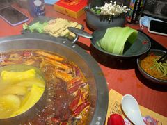 -谭鸭血老火锅(龙湖宝山天街店)