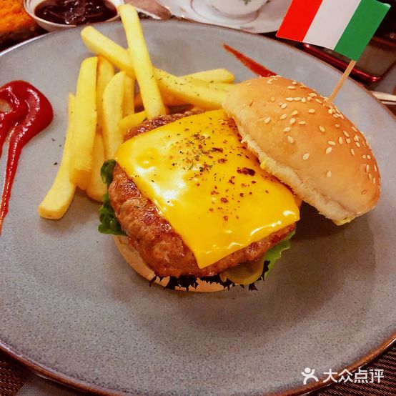 品味欧洲古董餐厅