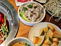 -城墙拐拐火锅(三峡广场黑金冠店)