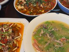 -三叔特色自贡菜(中海国际店)