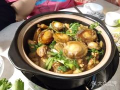 -芳村榕树头叹佬鸡煲(体育西店)