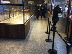 面包甜点陈列柜-LELECHA乐乐茶(上海五角场万达广场店)