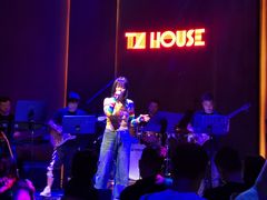 -TZ House音乐现场(来福士中心店)