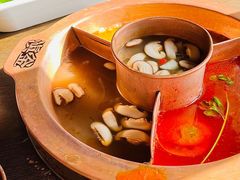 -滇釜火锅·能喝汤的火锅(车公庄店)