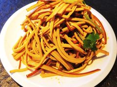 鸡蛋豆干丝-蛙蛙叫·牛蛙烤鱼(北京总店)