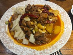 丝路经典大盘鸡-清真·双公羊·馕坑烤全羊(奥体店)