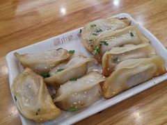 鲜肉锅贴-小姜锅贴(凤凰街店)
