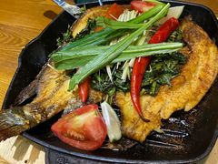 香茅草烤罗非鱼-云海肴·汽锅鸡·云南菜(天津国金汇店)