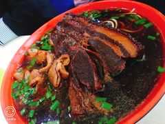 -小龙大肉面馆
