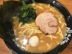 -横浜家系ラーメン壱角家(新宿アルタ裏店)