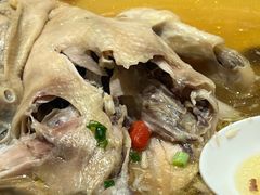 -毛家饭店·30年融合新湘菜(汉峪金谷店)