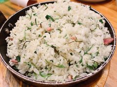 -侬佳蒸菜馆(听潮店)