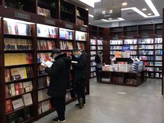 -新华书店(泉城路店)