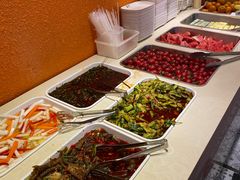 -名门潮牛·鲜牛肉海鲜火锅.烧烤自助餐厅(诚丰广场店)