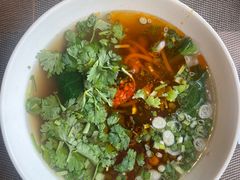 -大中华希尔顿酒店-念自助餐·嗨啤·小龙虾