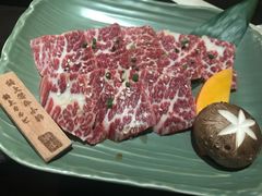 -山川小町·极番烧肉(新地假日广场店)