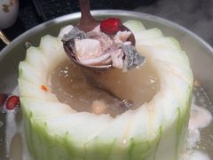 -得意咚瓜·顺德鱼生·冬瓜火锅(深圳首店)