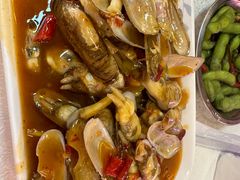 -海盗船. 龙虾烧烤. 酒馆