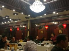 大堂-老浒记民俗酒楼(王府井店)