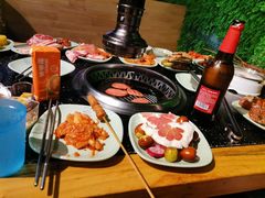 -釜御山海鲜烤肉火锅自助(新城市中心店)