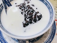 -广信牛奶甜品世家(台东店)