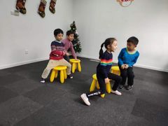 -猴有戏教育戏剧·音乐剧·主持口才·演讲朗诵辩论(环球港华师大校区)