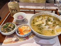 -渔语鱼新川菜Bistro(万象天地店)