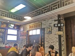 -黑白电视长沙小吃(美林M·LIVE天地东座店)