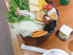 -呷哺呷哺(常营华联店)