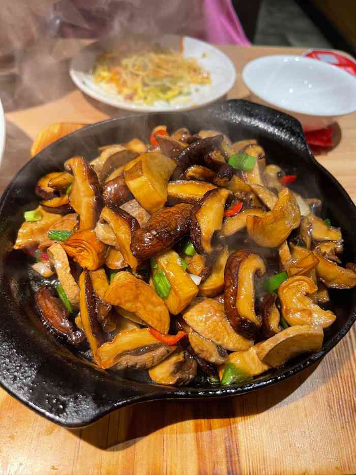 上官家西北菜(津南永旺店)-"孩子上完课晚上到他家来吃饭,可能是平日