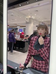 -BULB STUDIO 巴柏明星发型工作室