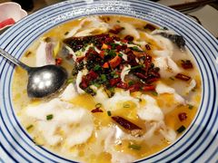 酸菜鱼-湘阁里辣(南岭购物广场店)