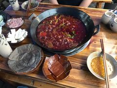 -周幺妹重庆老火锅(银泰城总店)