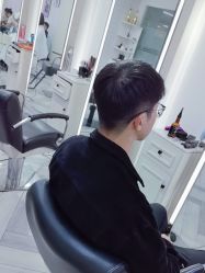 -米娜护肤造型