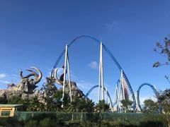 -七彩云南欢乐世界