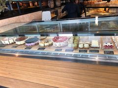 面包甜点陈列柜-麦田工坊(月湖店)