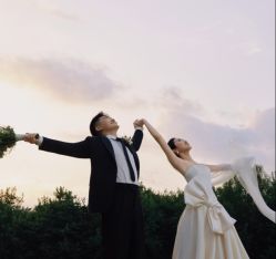 点击看大图 -时光印记婚纱摄影工作室·原创定制
