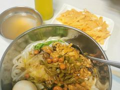 -龙香记桂林米粉(东扬威街11号楼店)