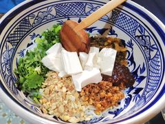 豆花米线-蜗牛小馆醉乡民谣云南菜(惠新西里店)