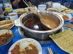 -马路边边麻辣烫串串火锅(体育西路店)